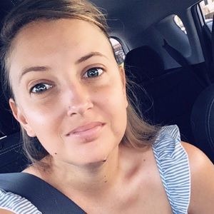 Meet your Posher, Alison